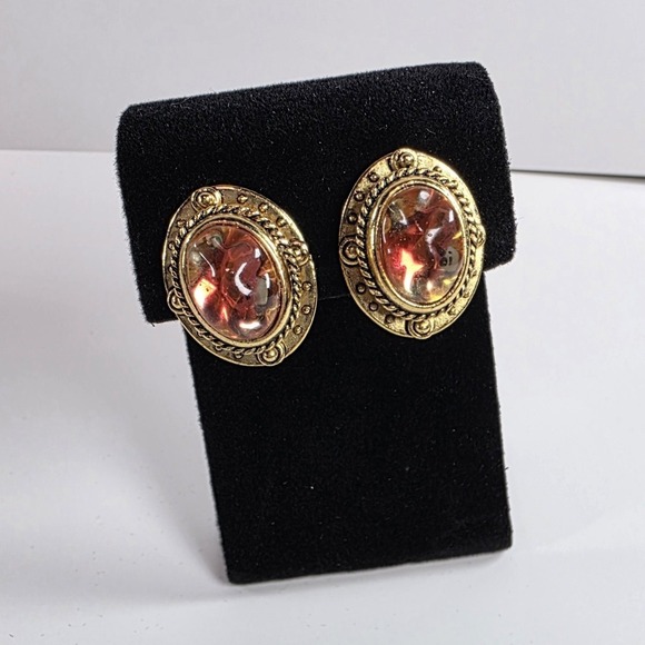 Doncaster Jewelry - Doncaster Signed Gold Tone Clip-On Stud Earrings Oval Red Glass Cabochon